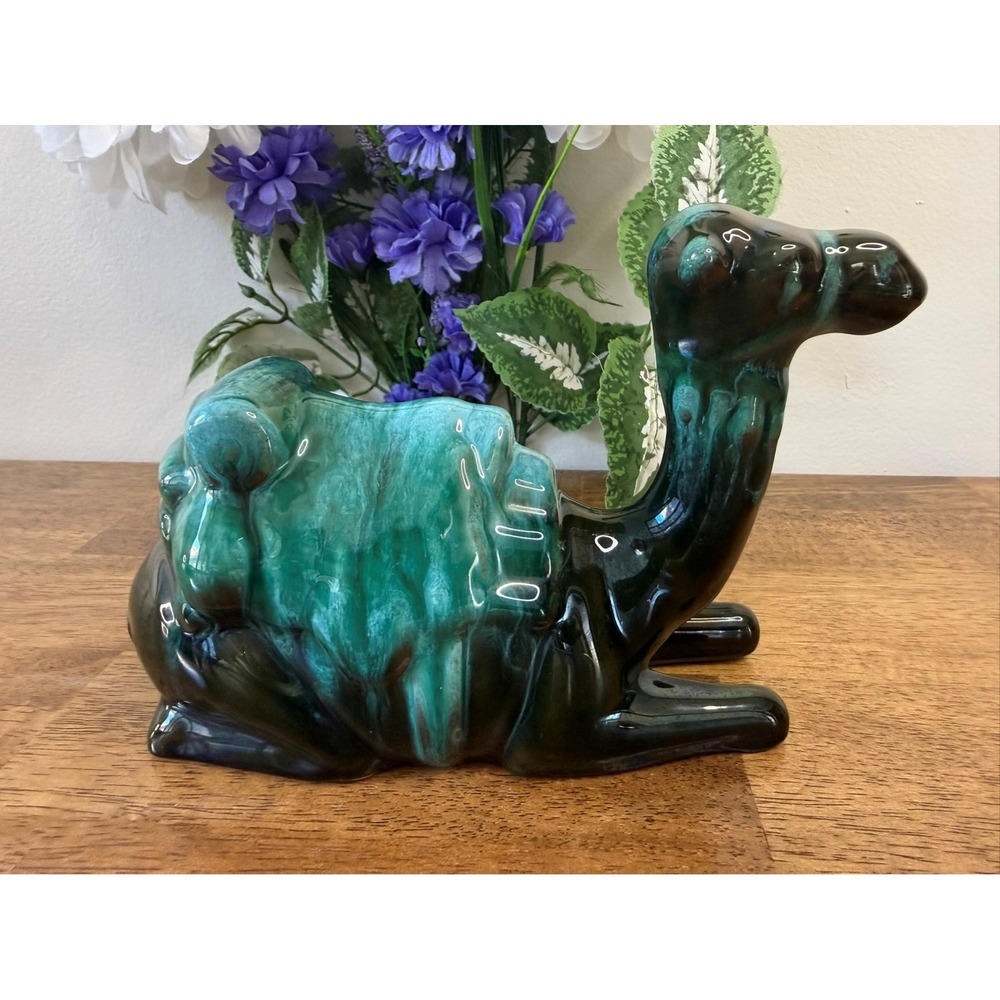 Blue Mountain Pottery Camel Figurine‎ Vintage Canadian Ceramic Green Drip MCM
